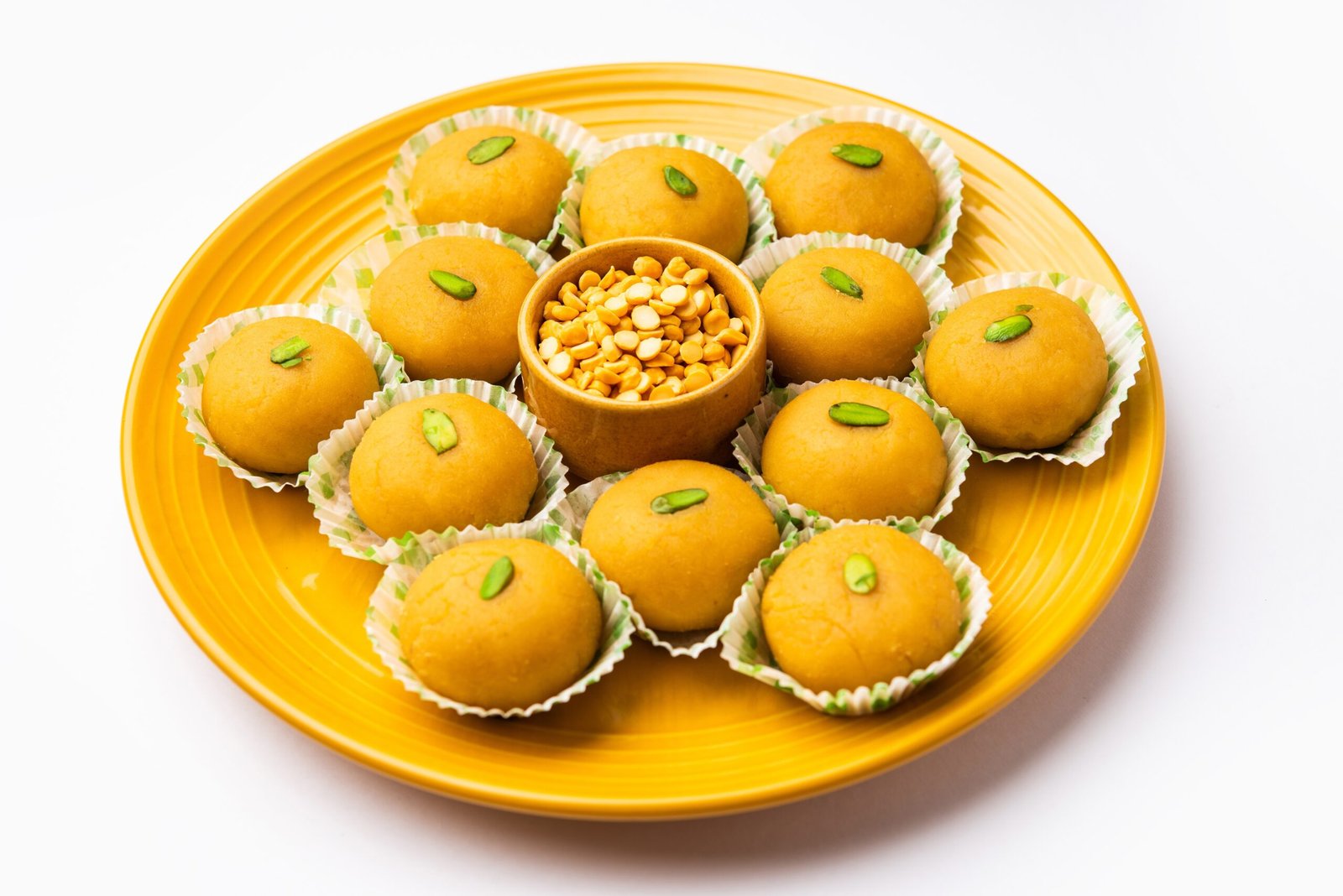 Swaadvale Royal Besan Laddu